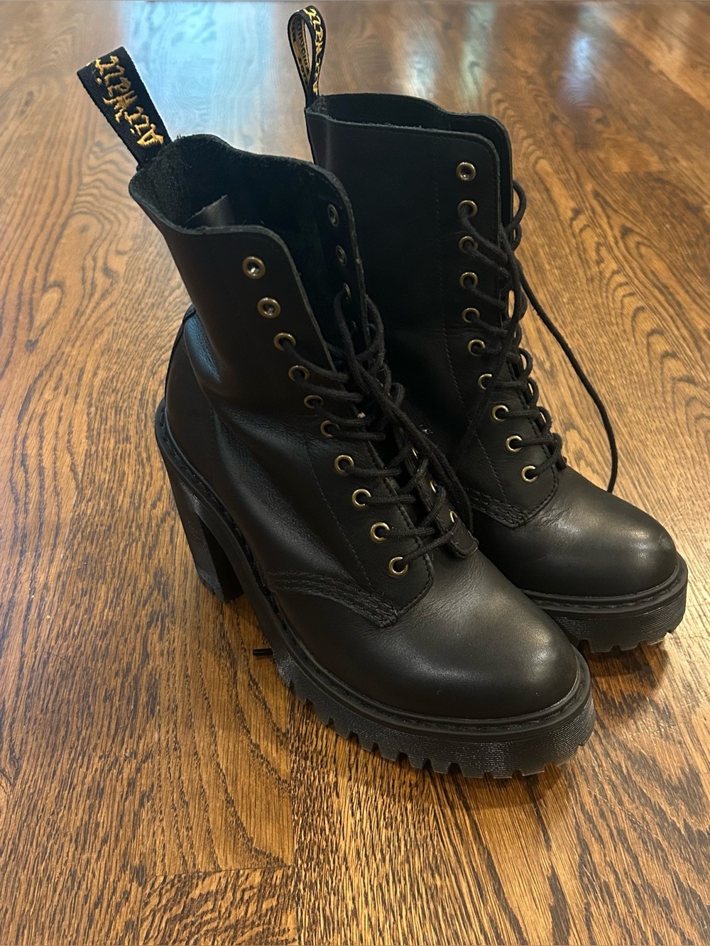 Dr. Martens Kendra Black Leather Chunky Heel Combat Boots US 5